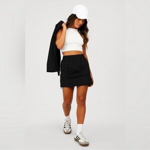 Lululemon Nylon Cargo Mini Skirt Black Size Large NWT